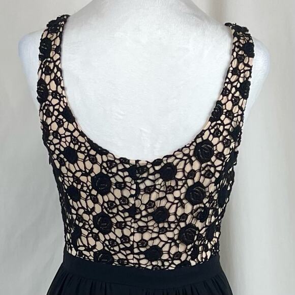 LC Lauren Conrad Black Crocheted Sheer Skirt Party Event Maxi Dress NWT - Picture 4 of 11